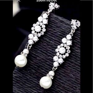 - New Crystal Pearl Silver Wedding Chandelier Drop Earrings 🌷